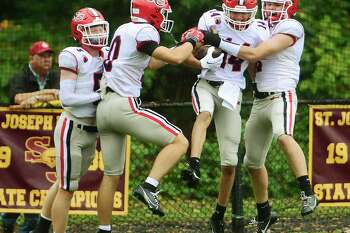 New Canaan football announcer Bob VanDerheyden steps down