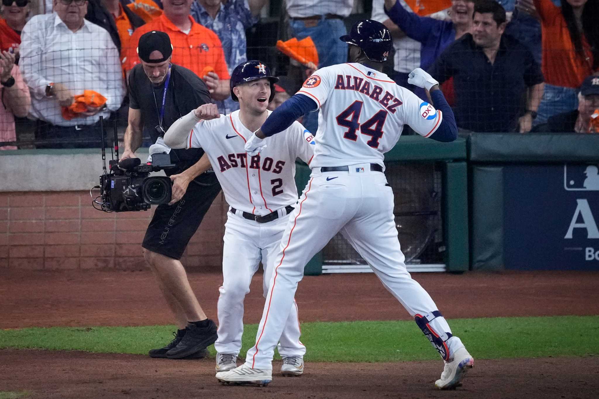 Houston Astros seek to become MLB's first repeat champ in 23 years