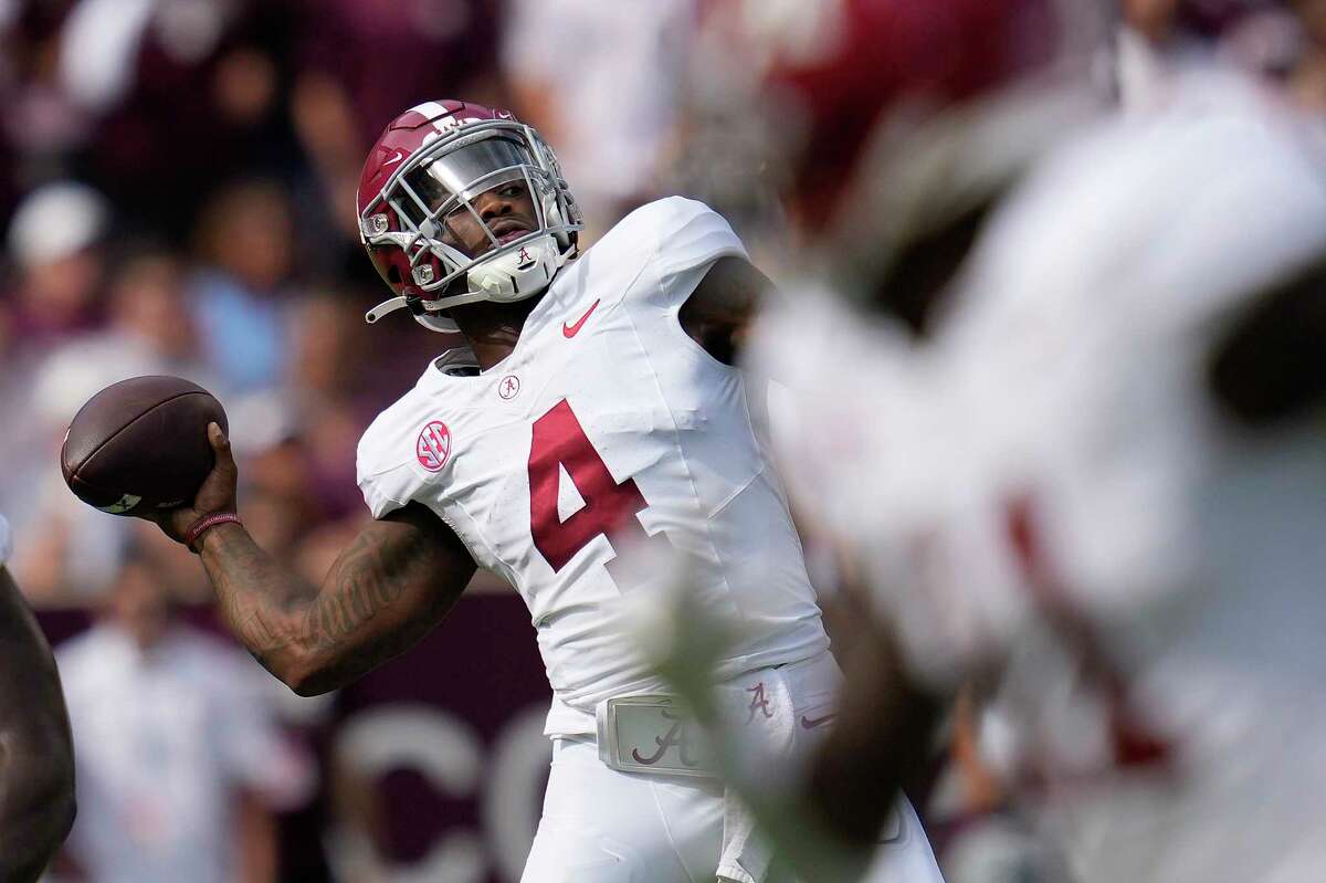 AP All-America Team: Young And Tide Lead With 3 1st Teamers