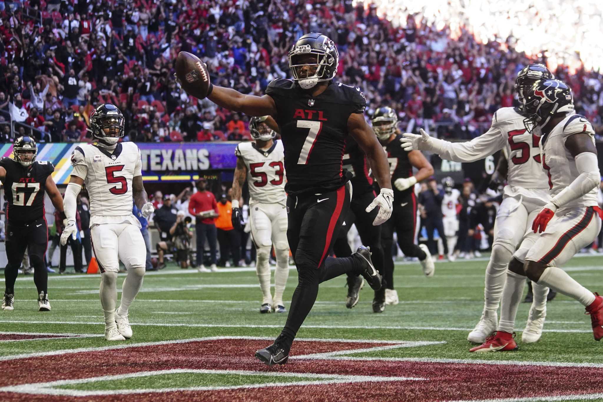 Younghoe Koo's game-winning field goal gives Falcons rookie Desmond Ridder  first career win