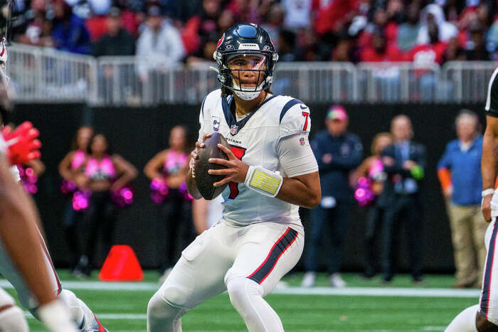 Can't-Miss Play: Houston Texans running back Devin Singletary throws TD  pass to tight end Dalton Schultz on trick play