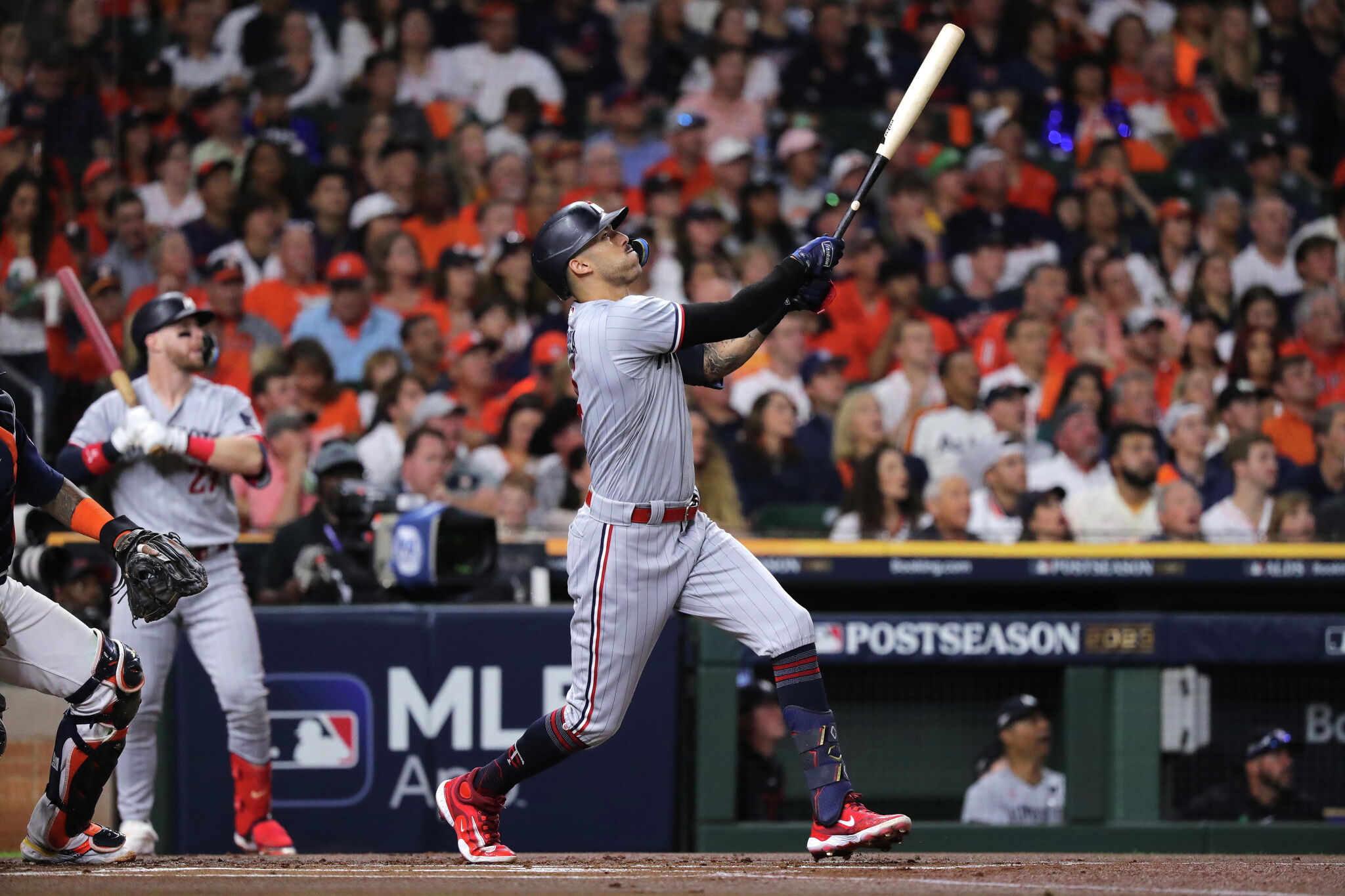 Astros lead American League Division Series against Twins 1-0 after  Alvarez, Altuve early home runs - ABC13 Houston