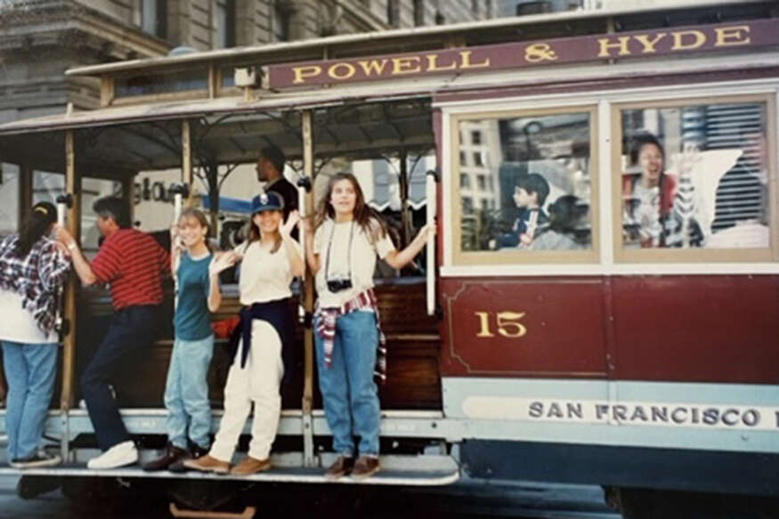 Fans flood bars on the Central Coast, as the SF 49ers take on the