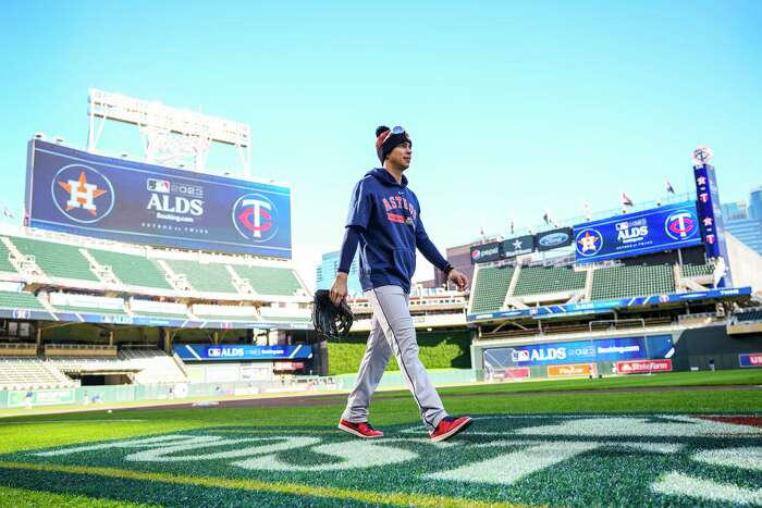 Wildfire smoke leaves Oakland A's pitcher gasping for air during Seattle  Mariners game