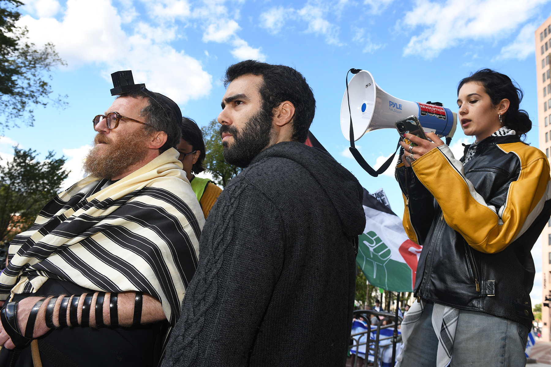 Pro-Palestinian rally at New Haven City Hall draws Israel supporters