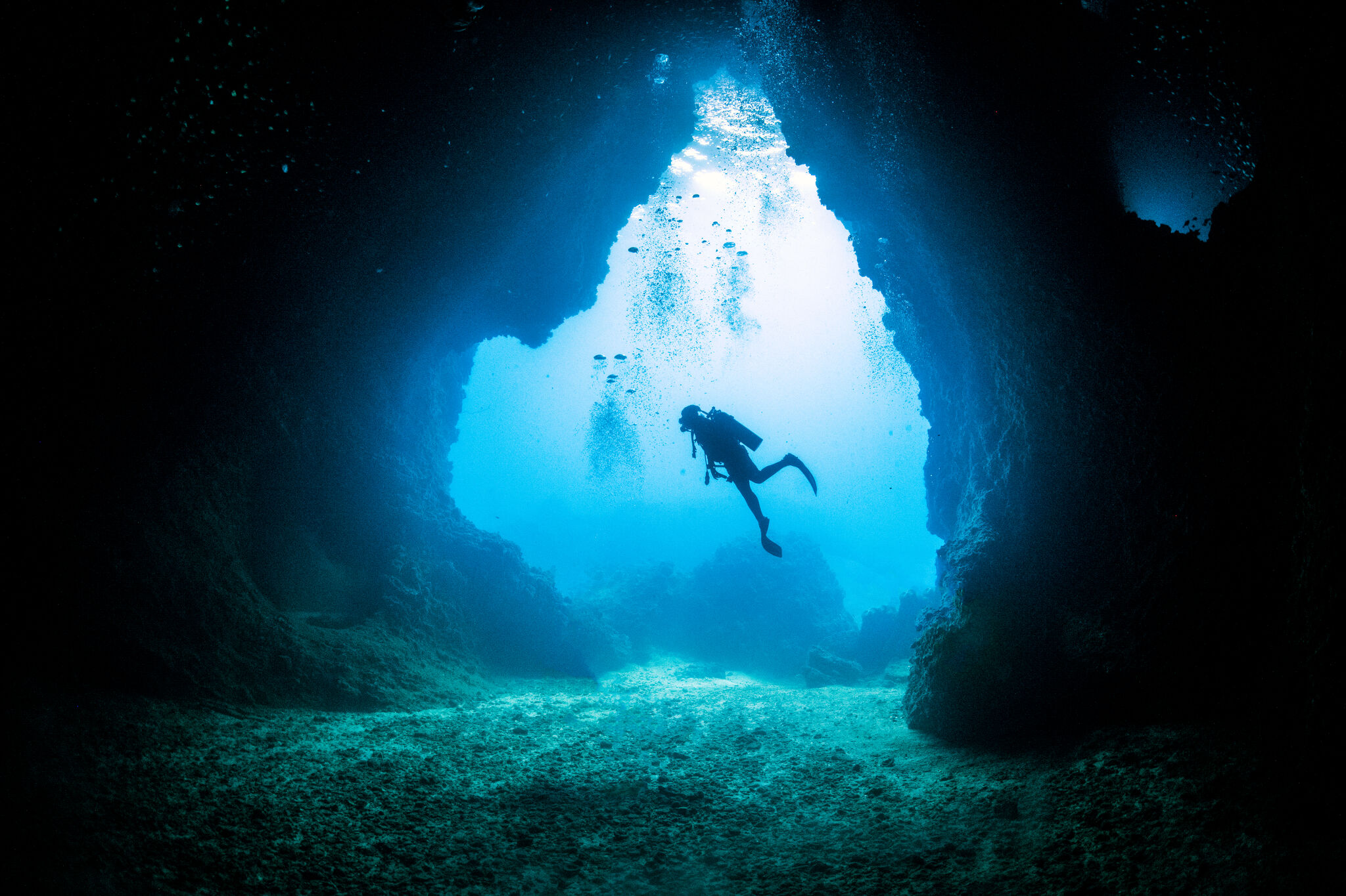 Cave diver Brett Hemphill dies diving Phantom Springs Cave