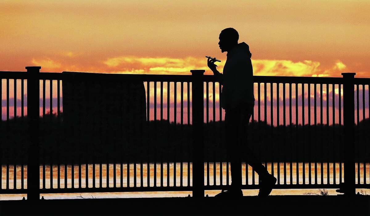 Riverbend relishes summer's colorful last call