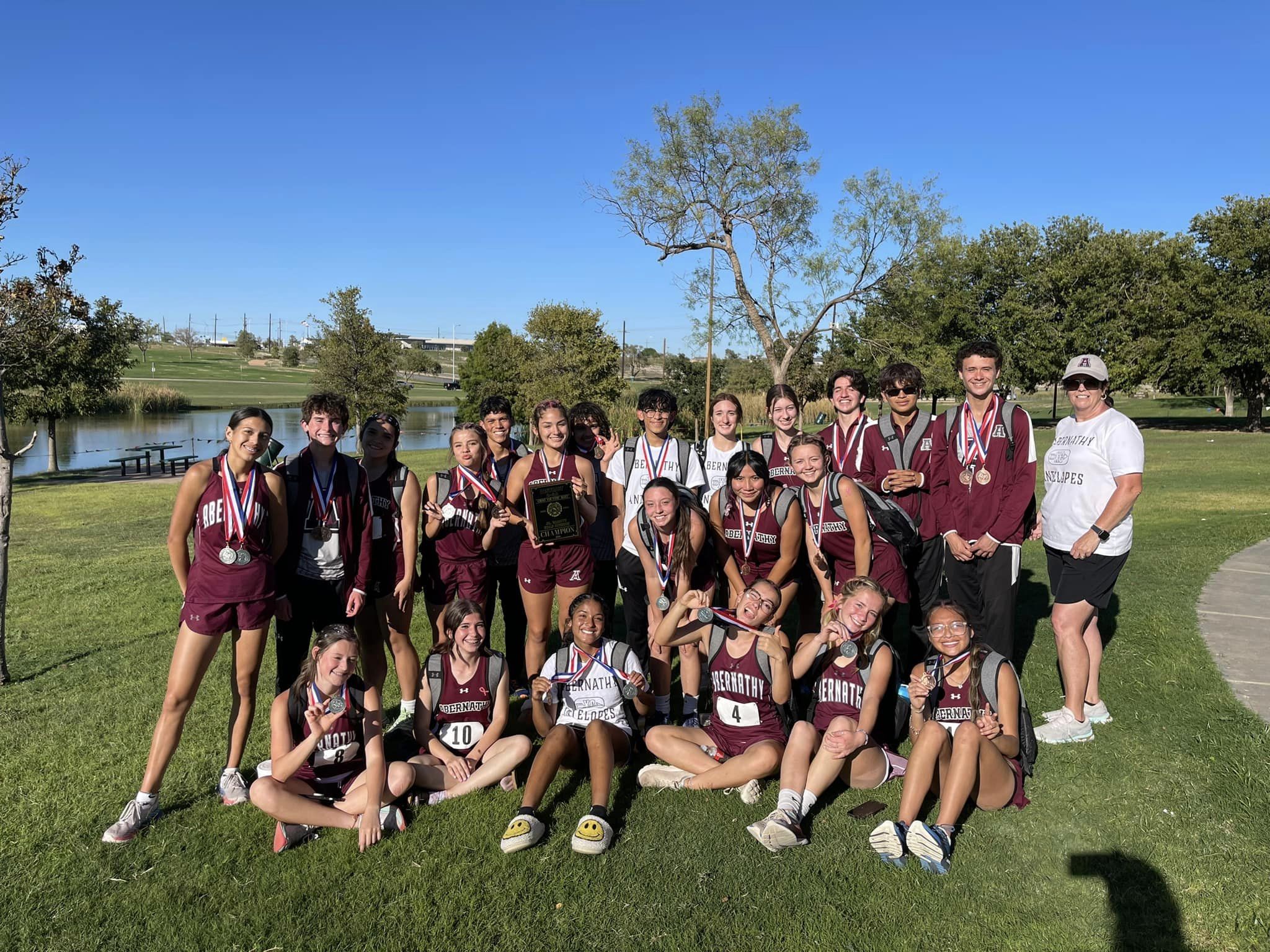 Abernathy cross country qualifies for regional meet