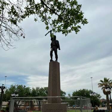 Reader Elaine Milam Vetter, a collateral descendant of Ben Milam, took this recent photo of damaged stone around the base of the Ben Milam statue in Milam Park, where the fallen Texian officer’s remains were reinterred in 1994.