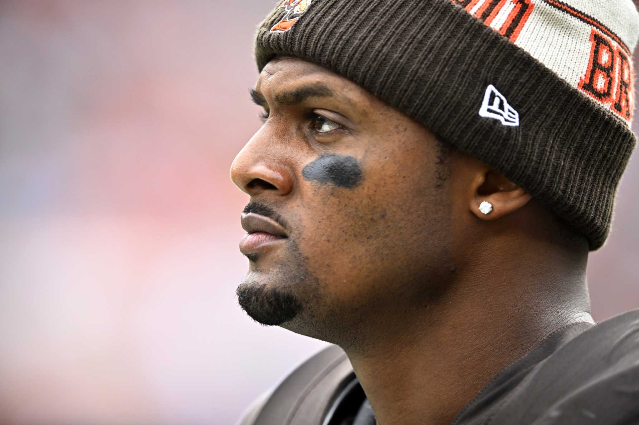 Deshaun Watson traded to Cleveland Browns; QB set to sign deal