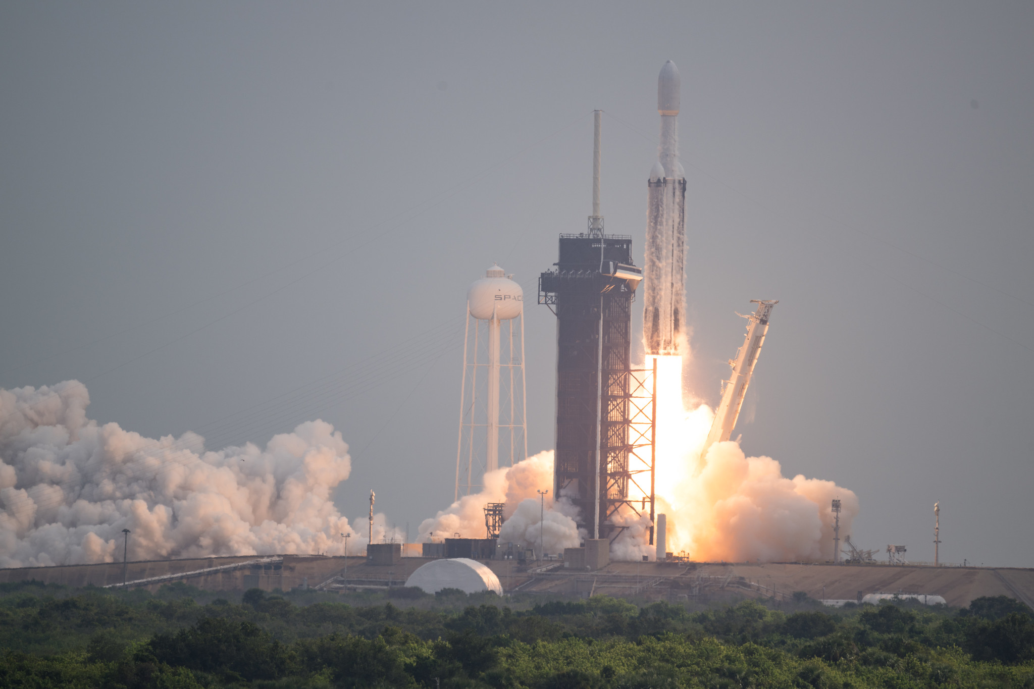 Astros let Rocket take off