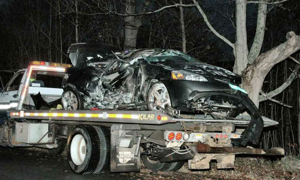 Two killed in Washington County wreck