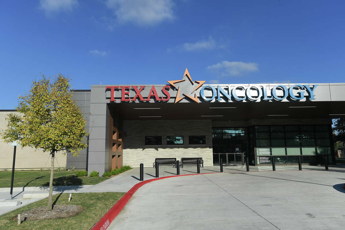 Texas Oncology celebrates opening of new Beaumont facility