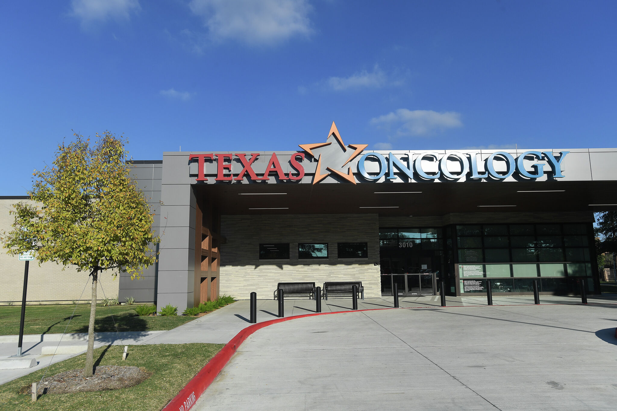 Texas Oncology celebrates opening of new Beaumont facility