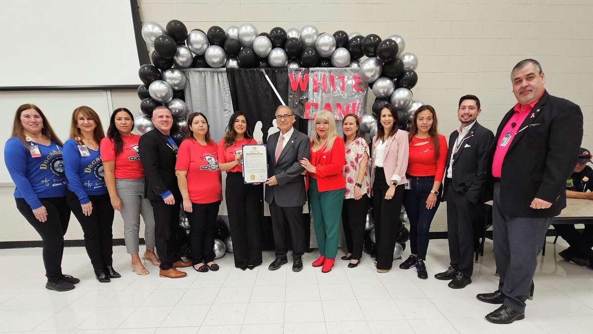 Laredo UISD celebrates White Cane Day