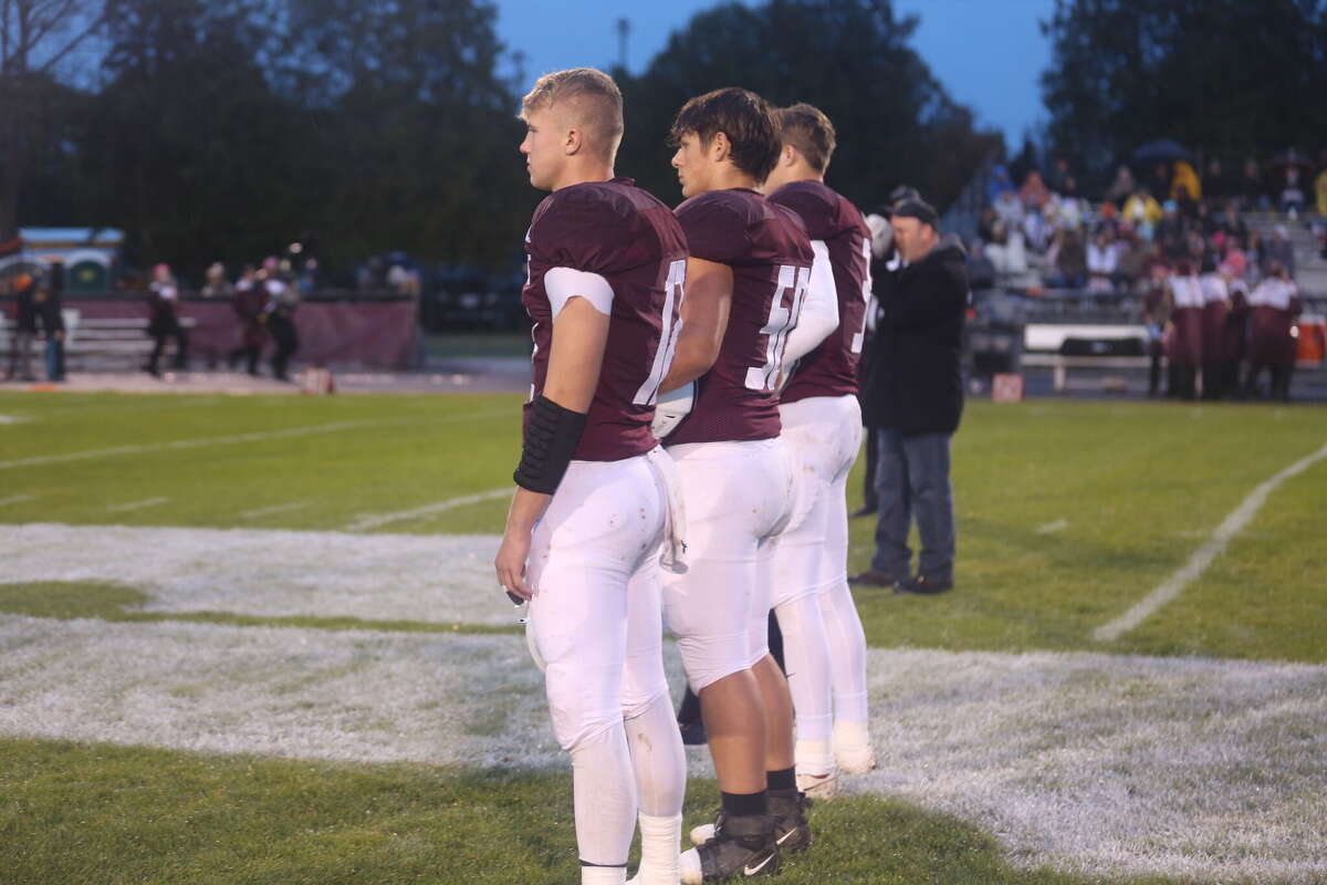 Ubly football handily defeat Cass City in Week 8, 428