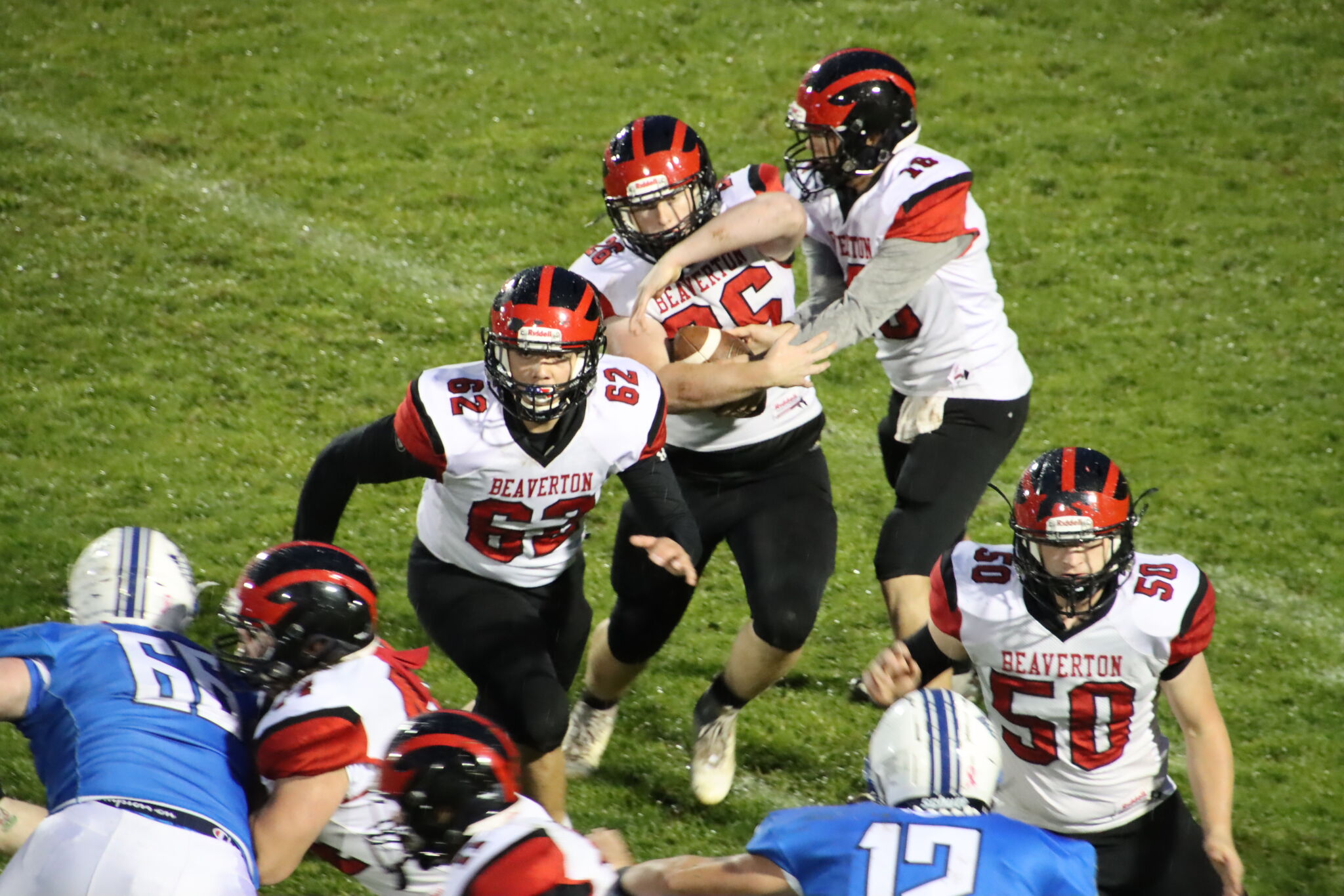 beaverton-goes-for-its-first-football-district-title-on-friday