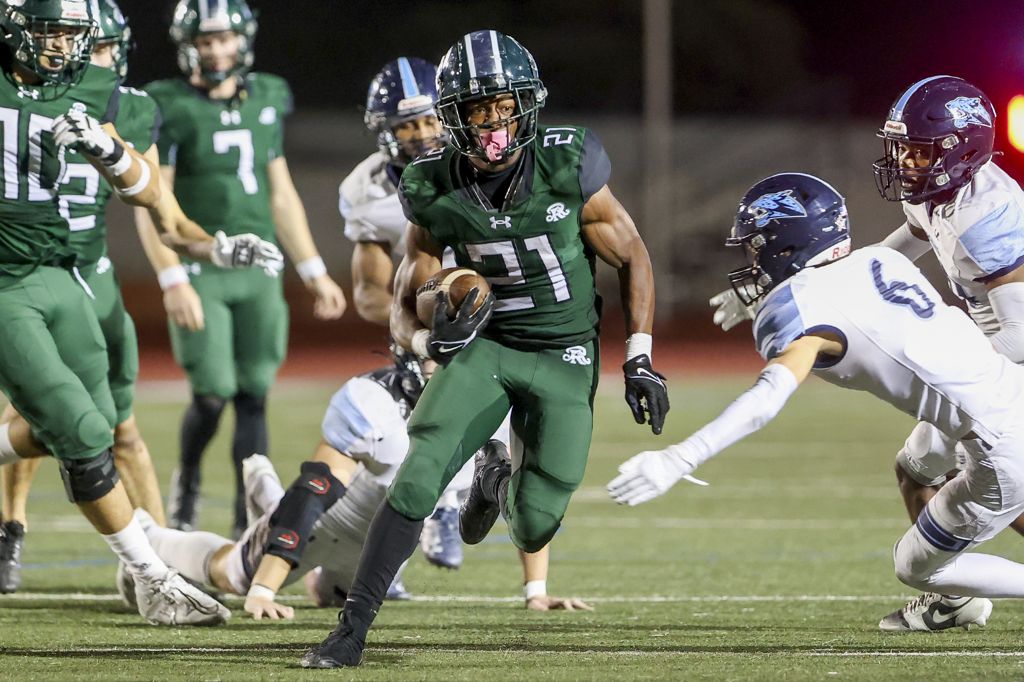 Reagan holds on to beat Smithson Valley in season opener