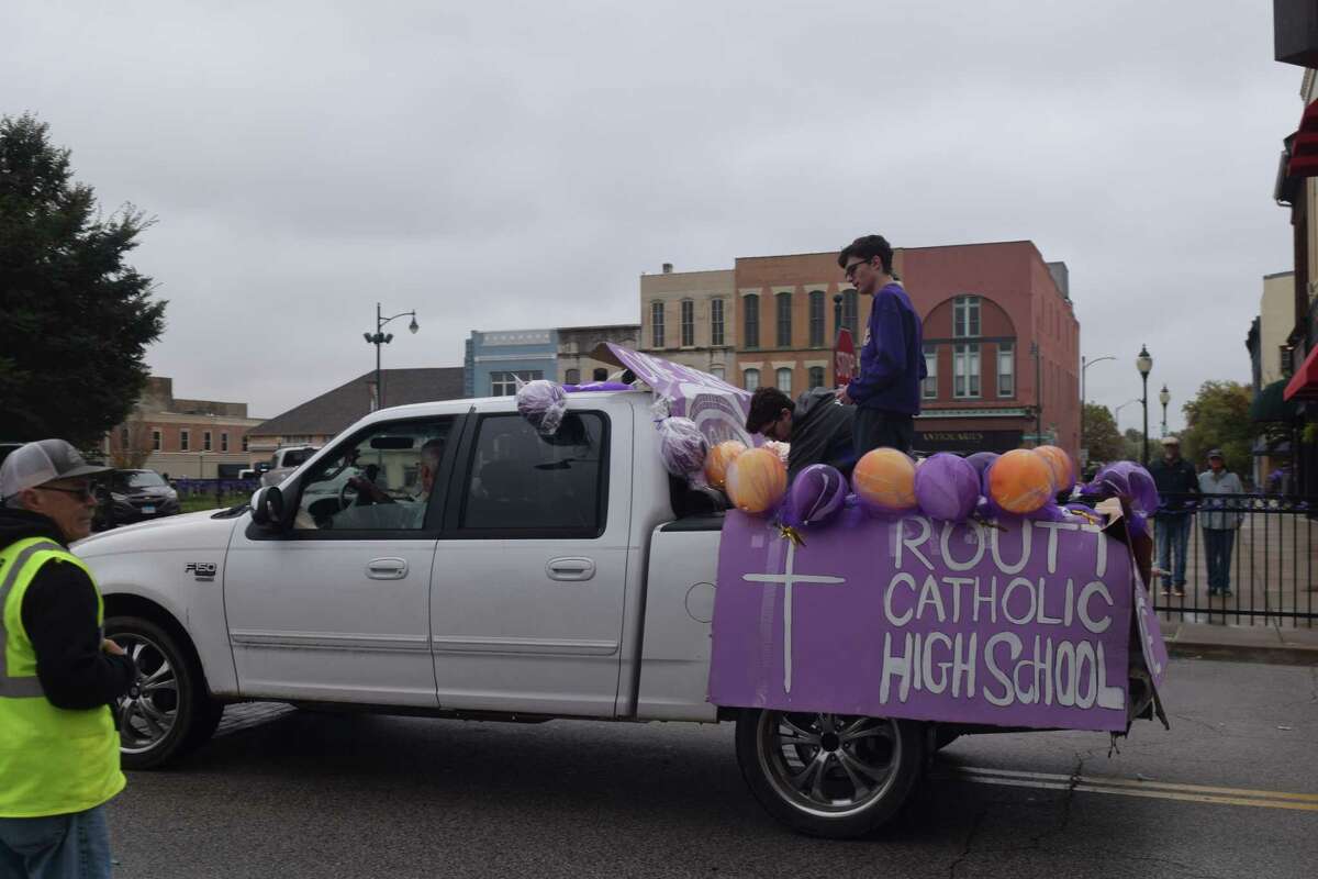 Illinois College parade