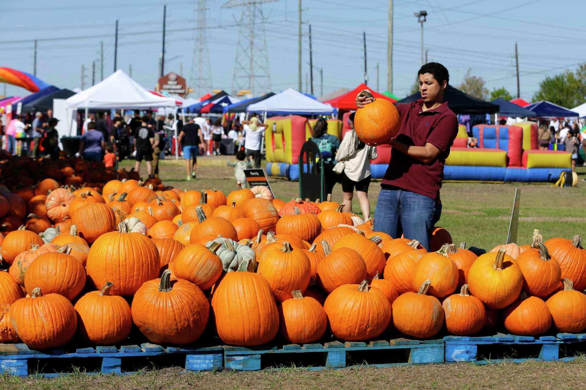 Houston Halloween events Parties, costume contests, trickortreating