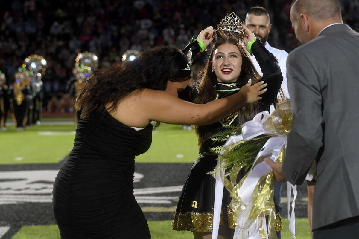 Vidor Pirates battled Lumberton on Friday the 13th