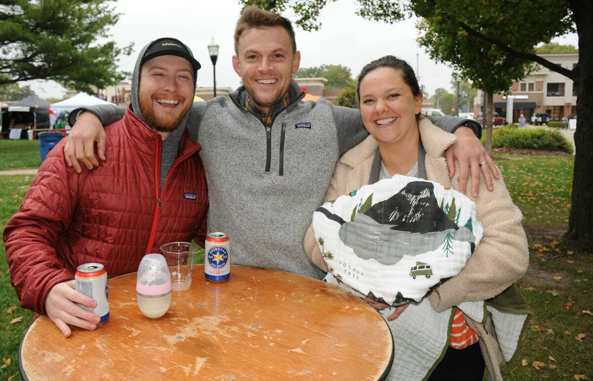 Craft beer and BBQ A perfect pairing at Edwardsville's Que and Brew