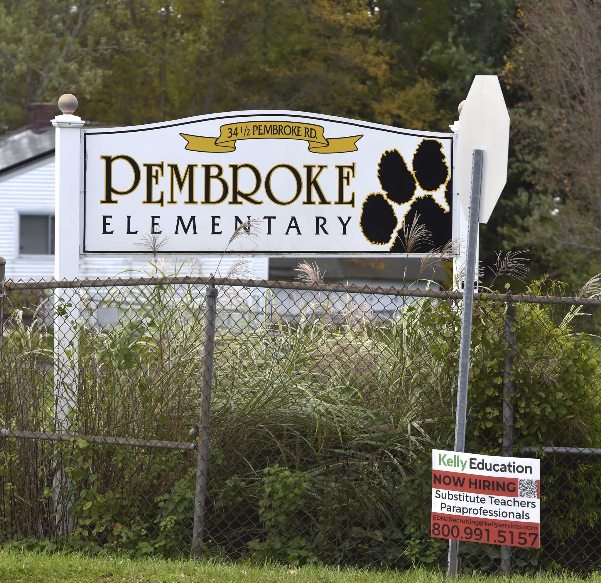 Danbury teacher’s aide accused of writing bomb threats at school