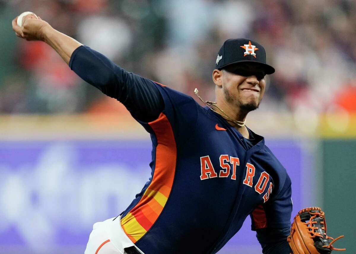 MLB bans Houston's Abreu two gams for throwing at Garcia