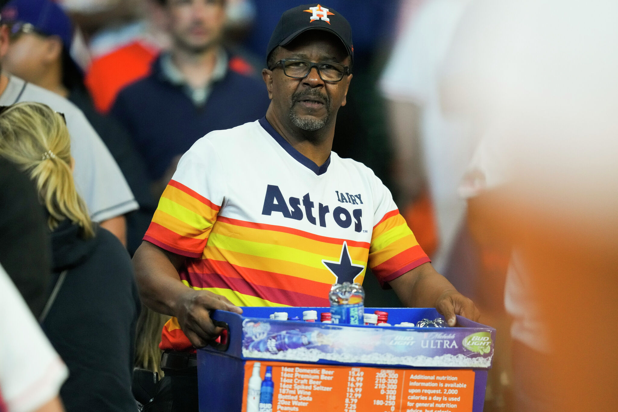 For vendors, buskers, Astros outcome is matter of winning and losing