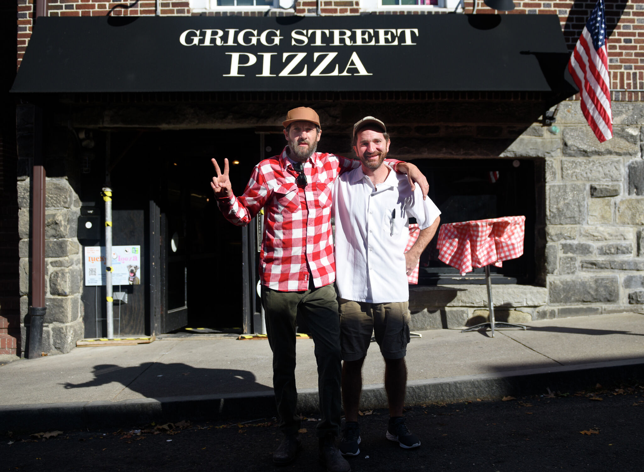 Greenwich's Grigg Street Pizza featured on Diners, DriveIns and Dives