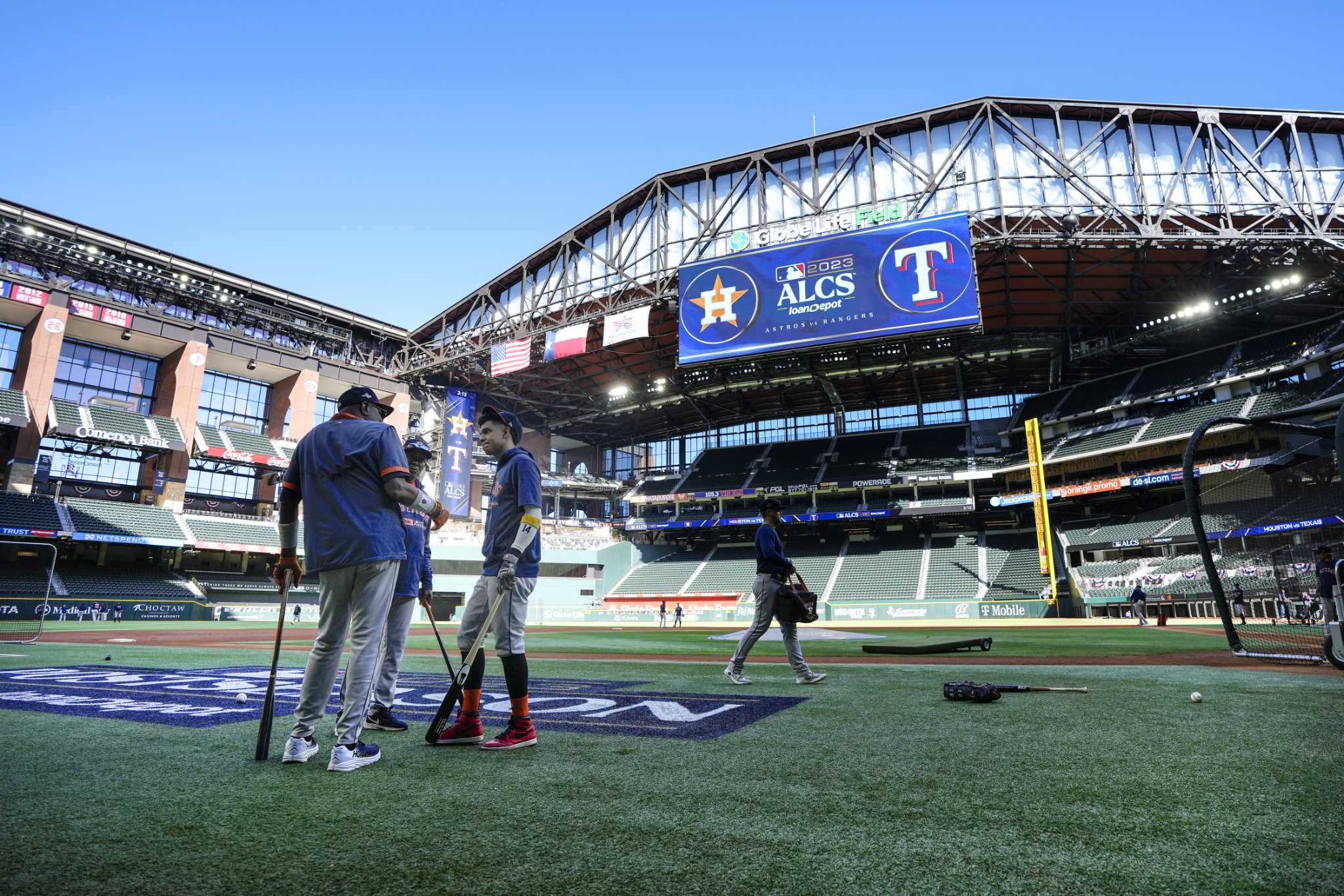 Watch: Globe Life Field Roof Opens Before Texas Rangers, Kansas