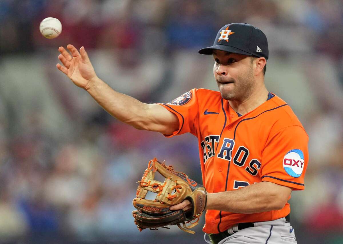 Houston Astros: Jose Altuve becomes 7th player with 100 playoff games