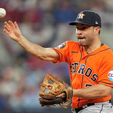 Astros mania abounds at Houston's sports stores