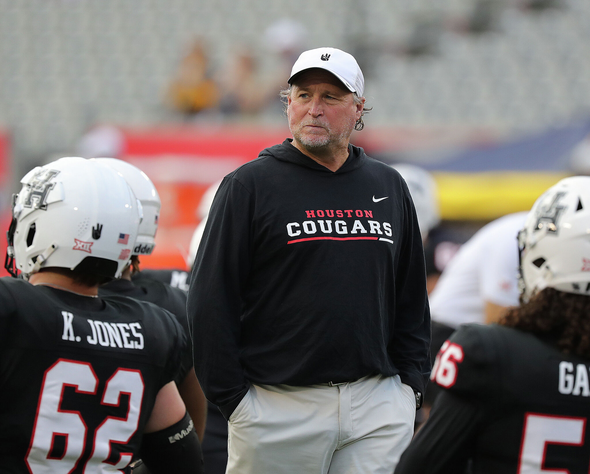 Cougars legend Field to play one final season