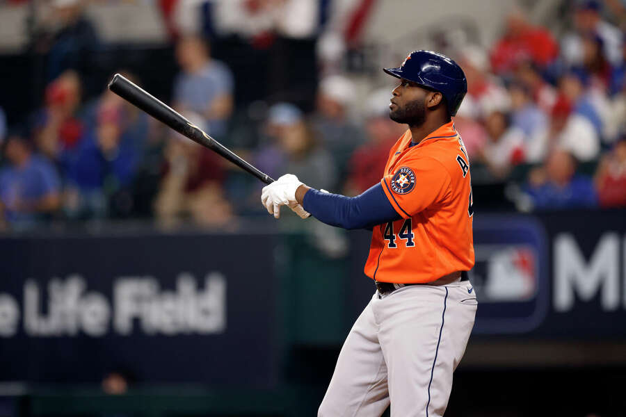 Astros slugger Yordan Alvarez dealing with ailment during ALCS