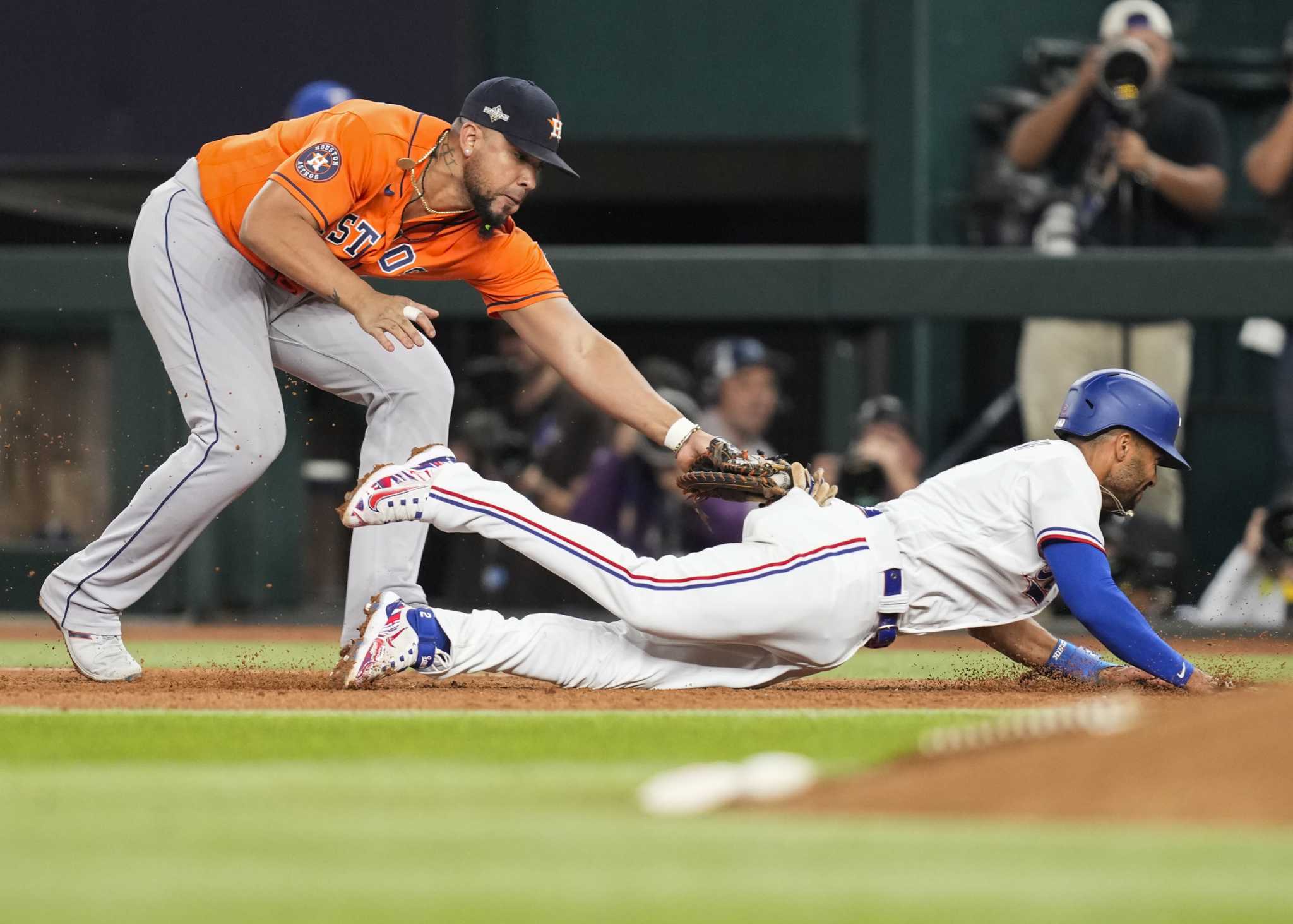 Houston, United States. 21st June, 2023. MLB home plate umpire Dan Bellino  (2) calls a third strike during the MLB game between the New York Mets and  the Houston Astros on Wednesday