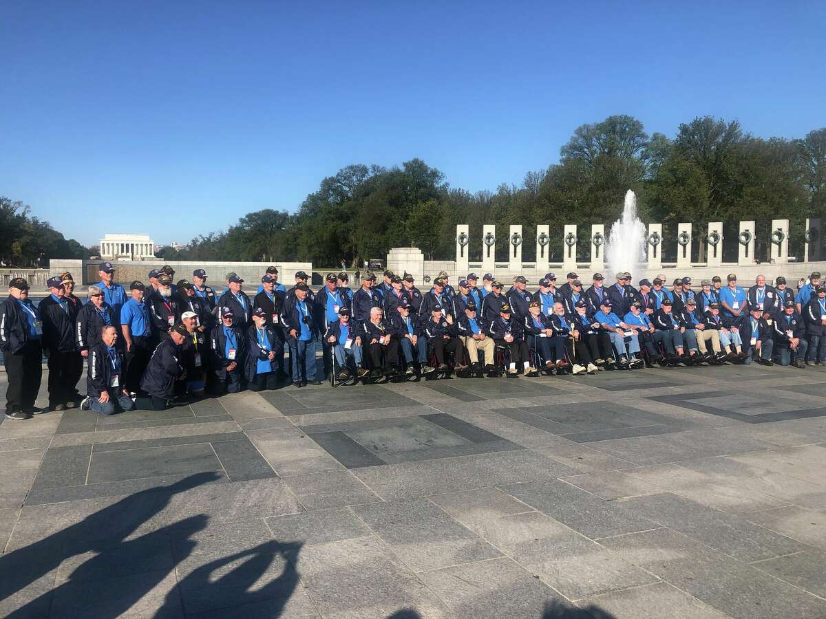 MidMichigan Honor Flight takes 75 veterans to Washington D.C.