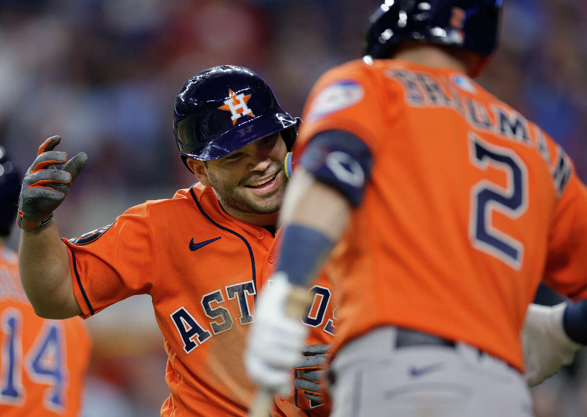Astros vs. Rangers: Jose Altuve remains a historic sparkplug