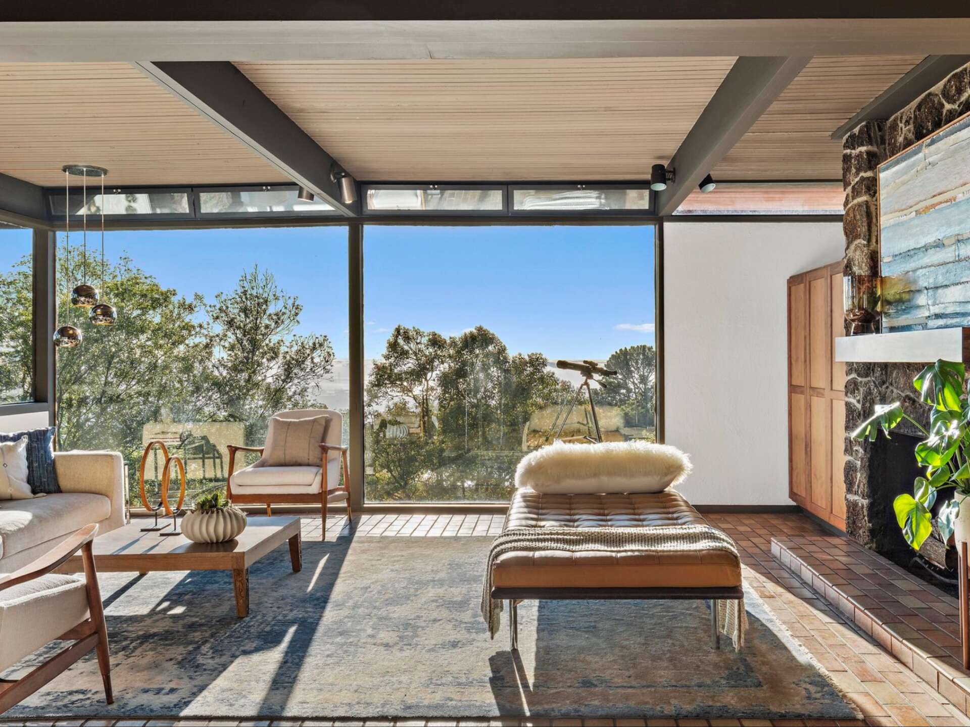 Jazz icon’s midcentury Oakland ‘tree house’ listed for 3 million.