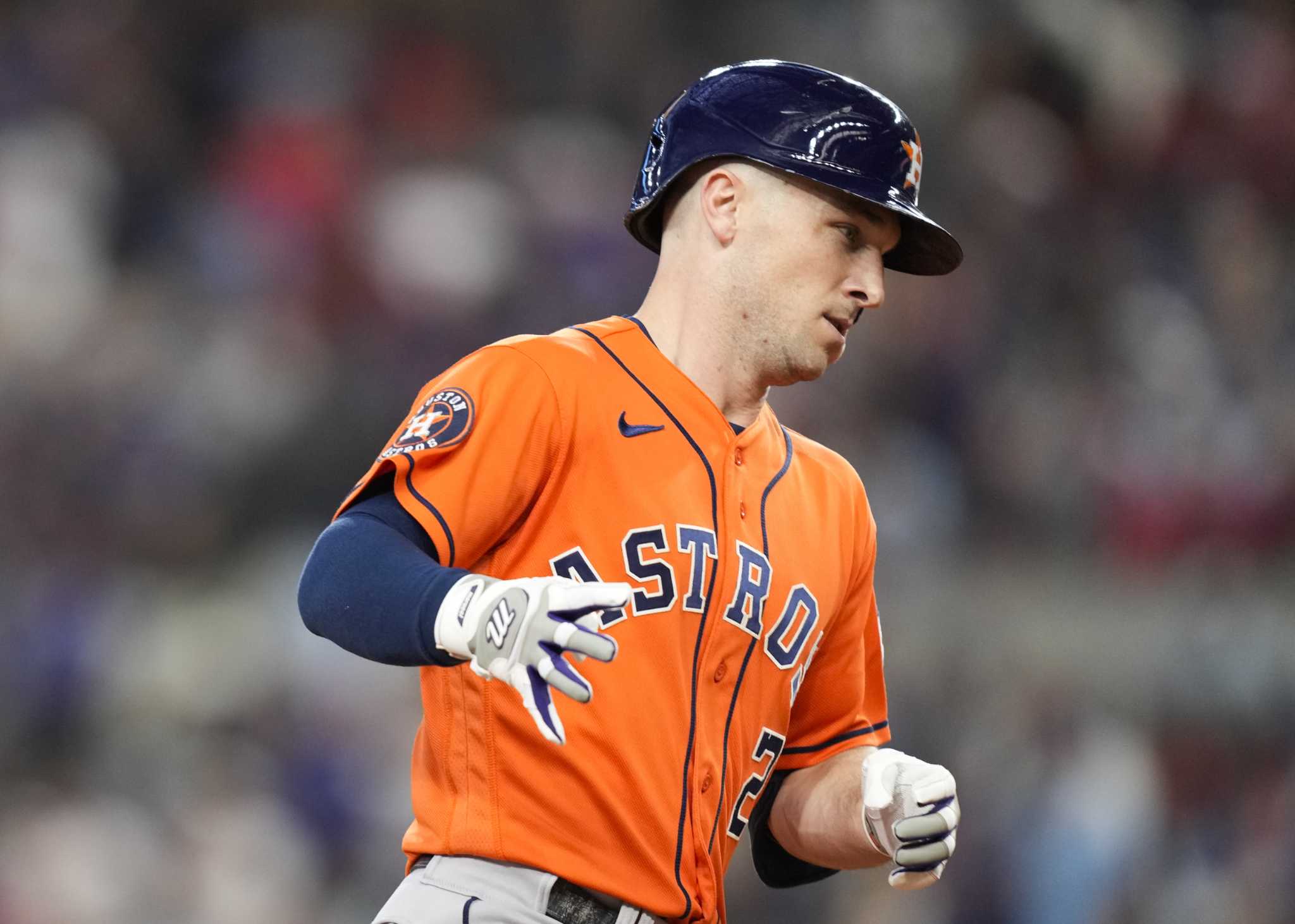 Tucker, Altuve combined for 5 RBIs as Astros use big 7th inning to