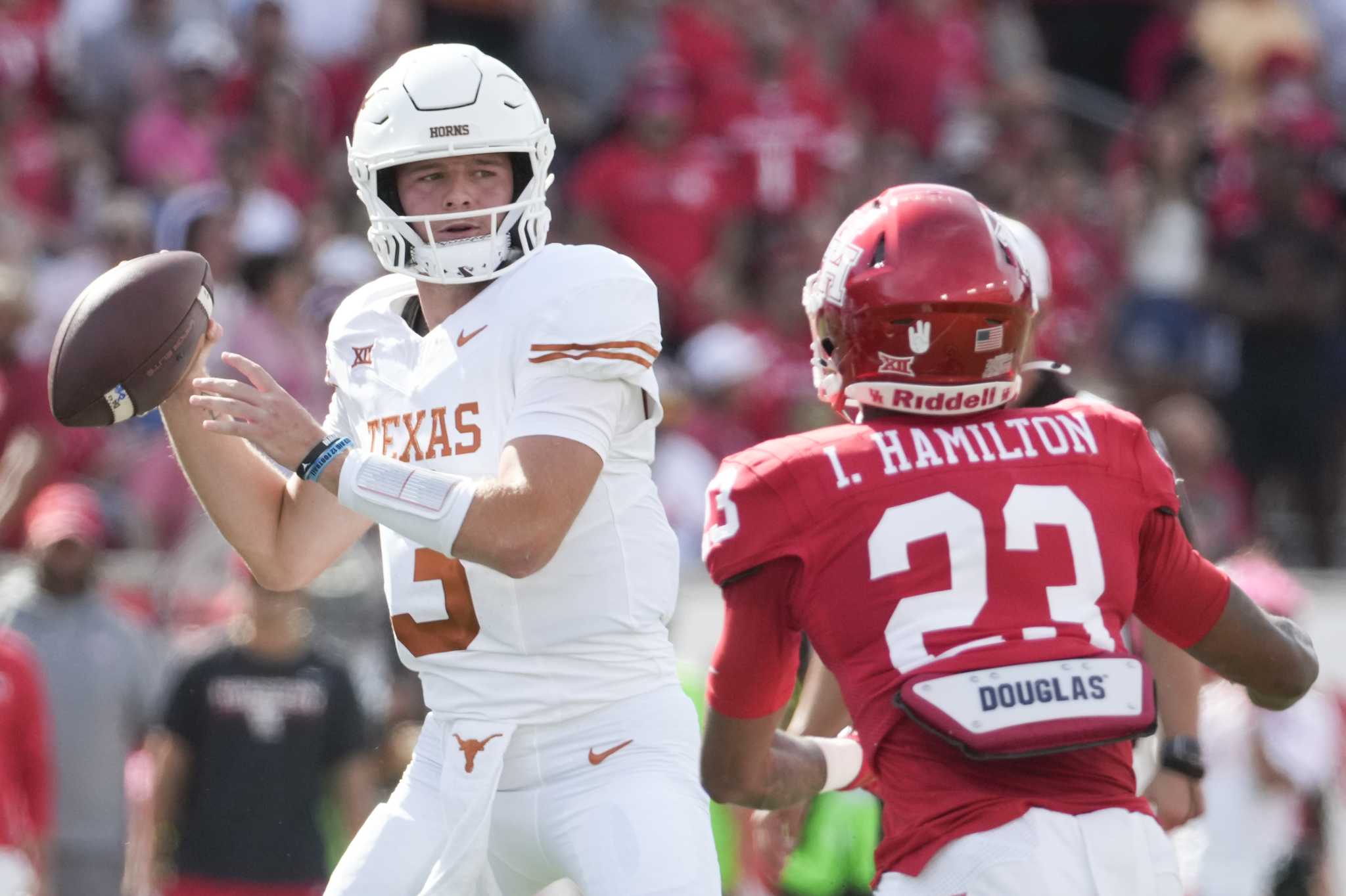 University Of Texas Football: Quinn Ewers Throwing Again