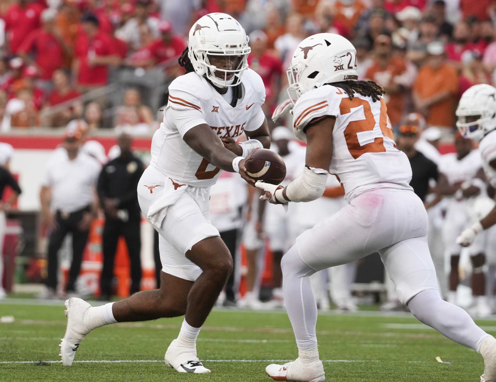 No. 7 Texas vs. BYU Maalik Murphy gets start at QB for Longhorns