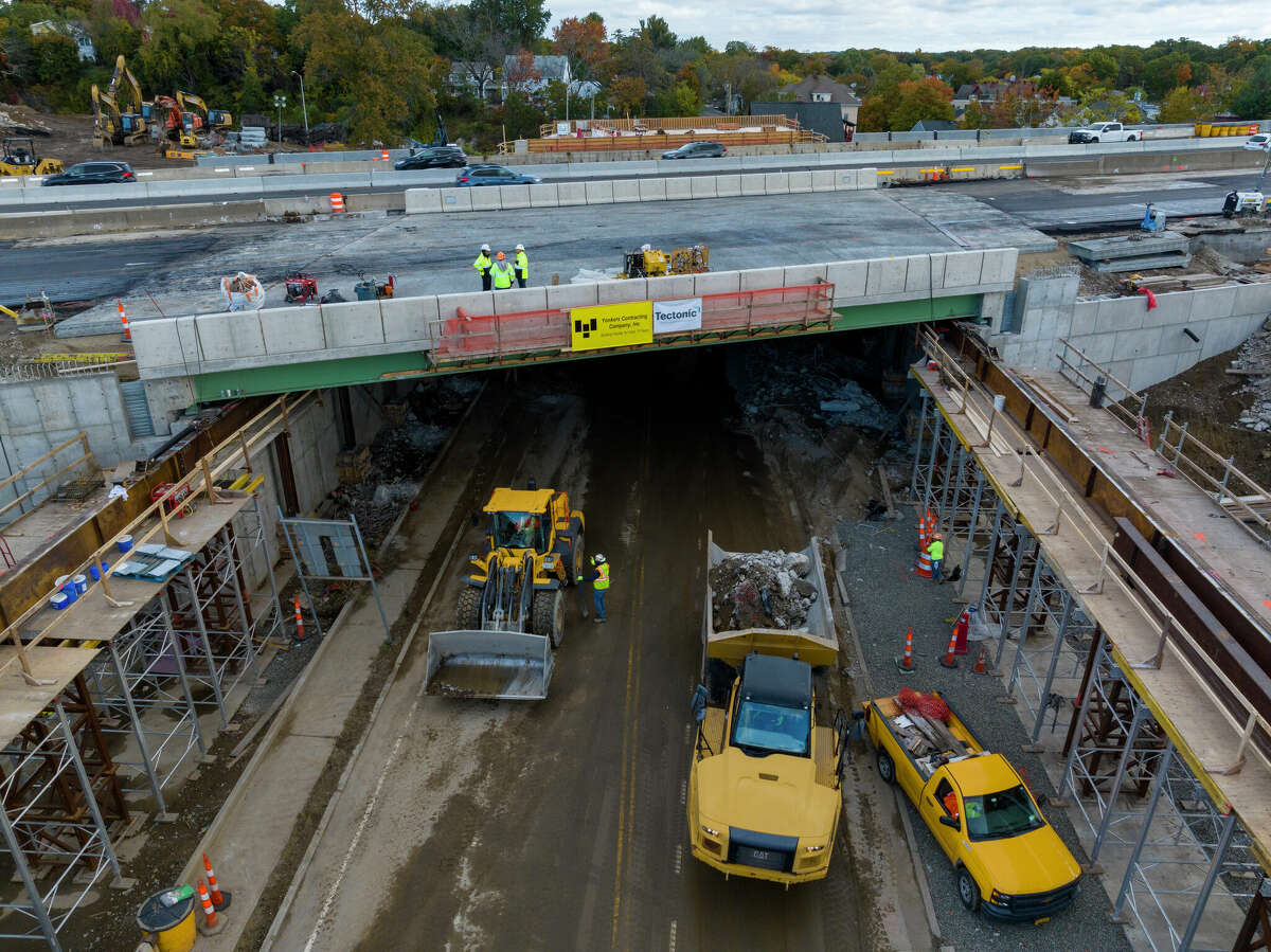 Big-time traffic trouble: Saugatuck I-95 bridge swap dates set