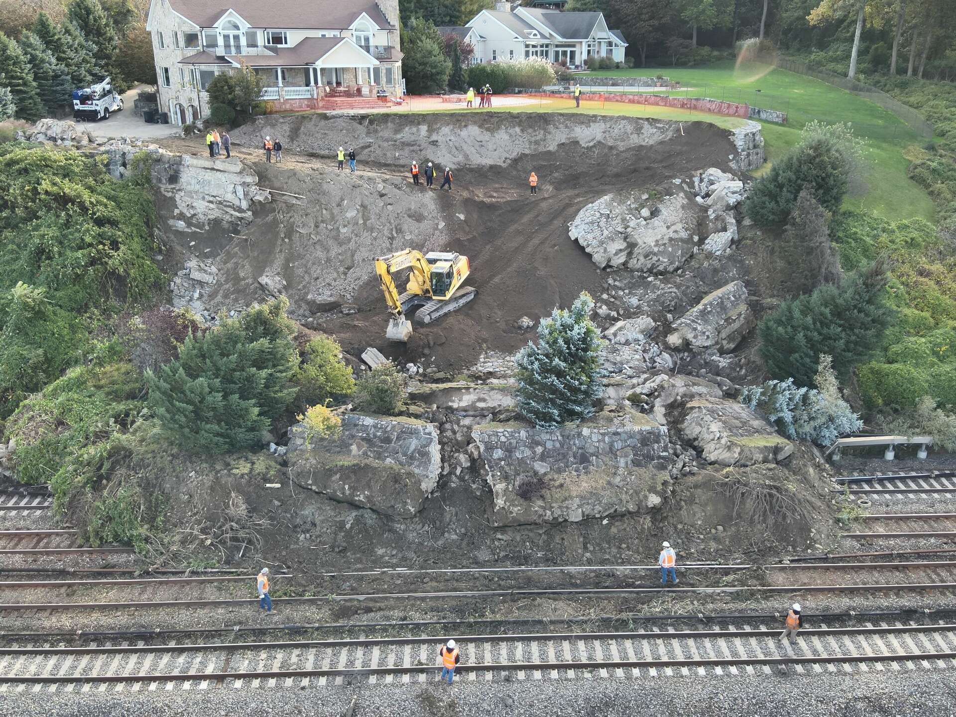 Most Albany to NYC Amtrak Metro North - 1920x0 