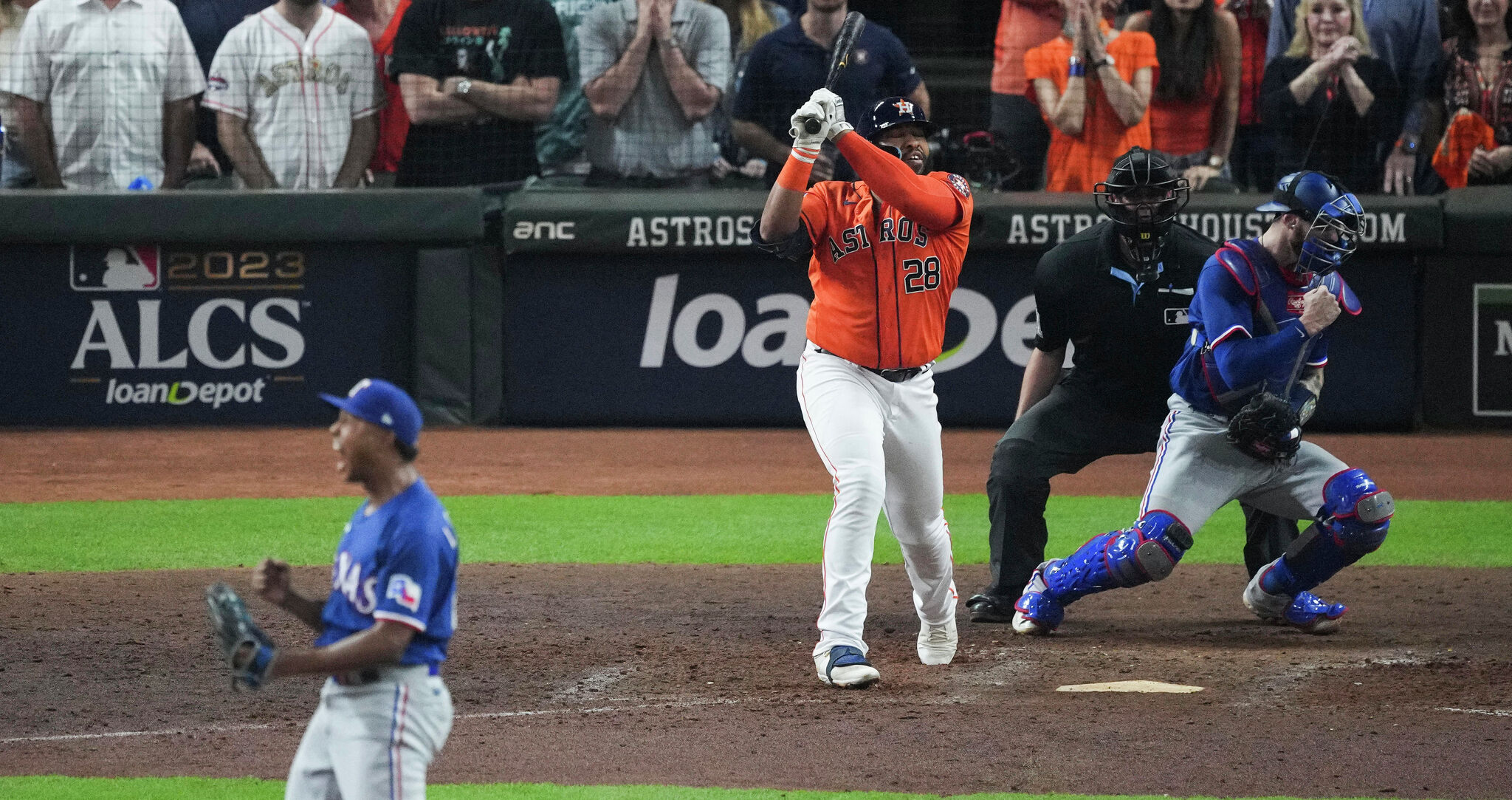 Rangers 8, Astros 3: This is not the 1999 I remember - The