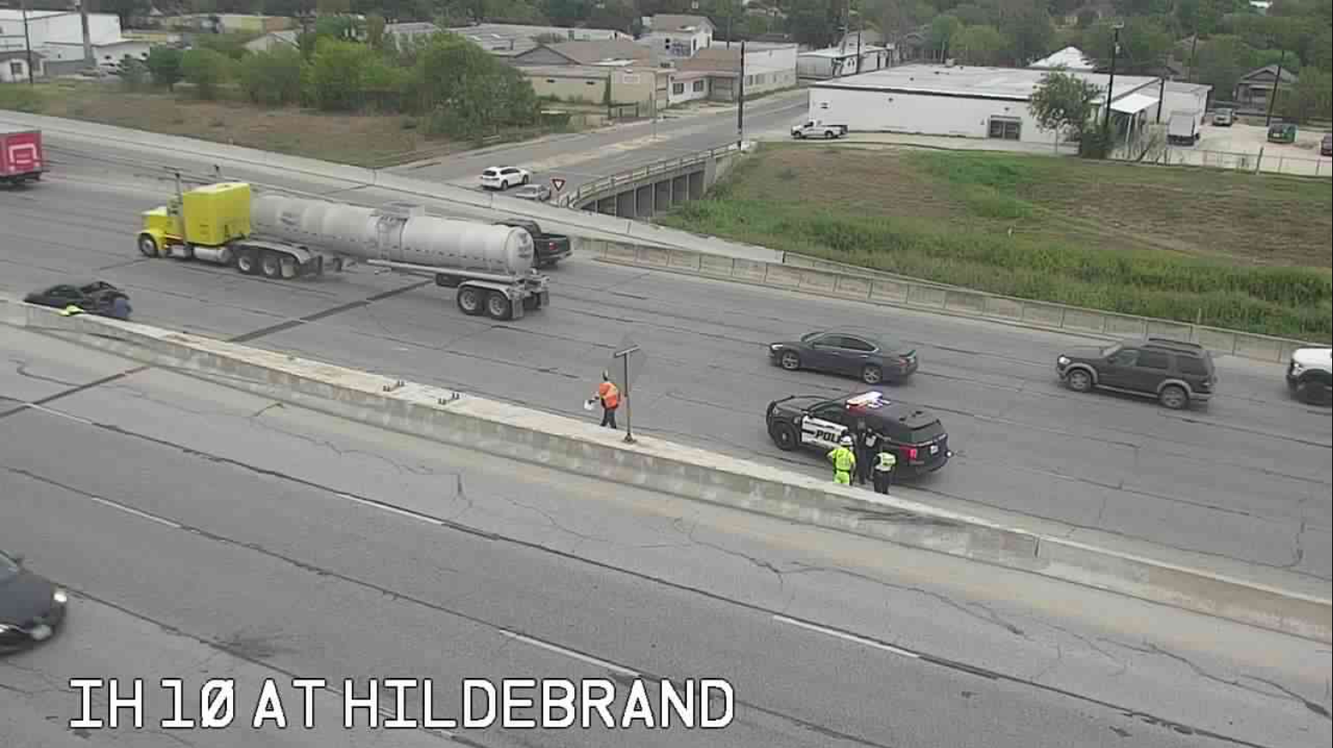 fatal car accident on i 10 san antonio today