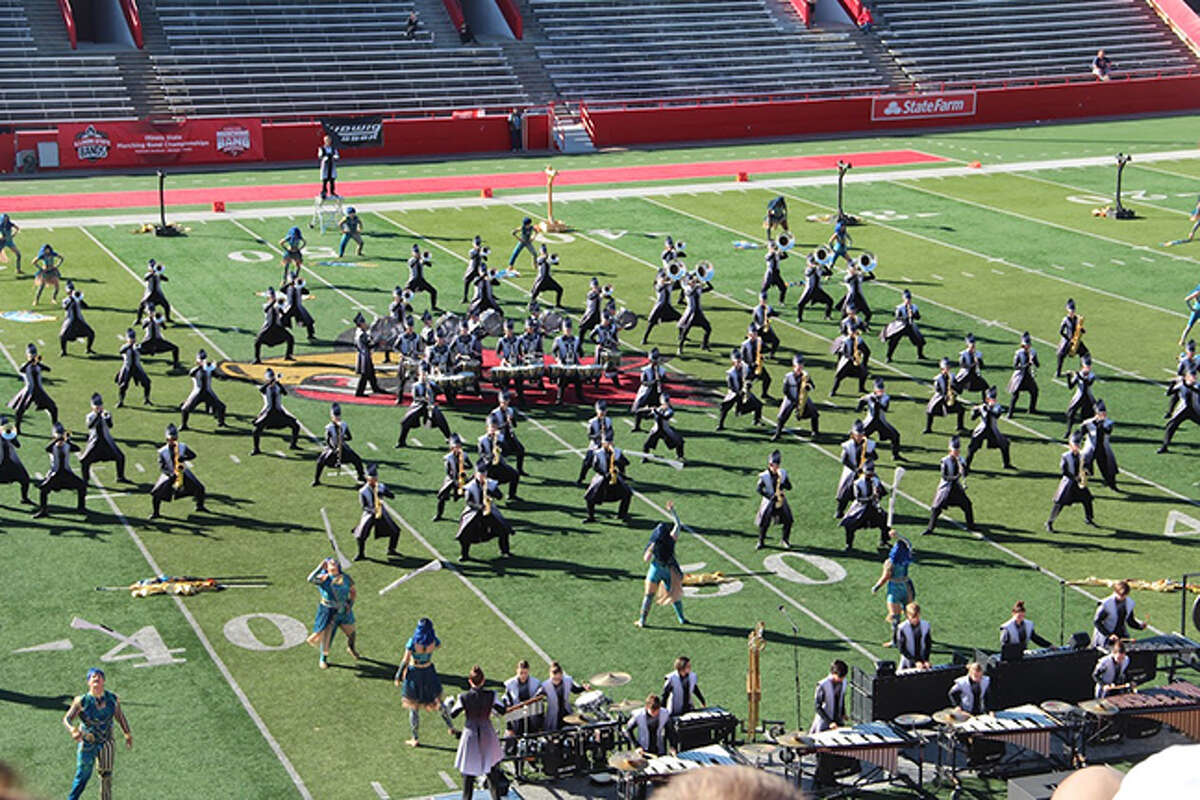 Edwardsville's Marching Tigers place eighth in Illinois State finals