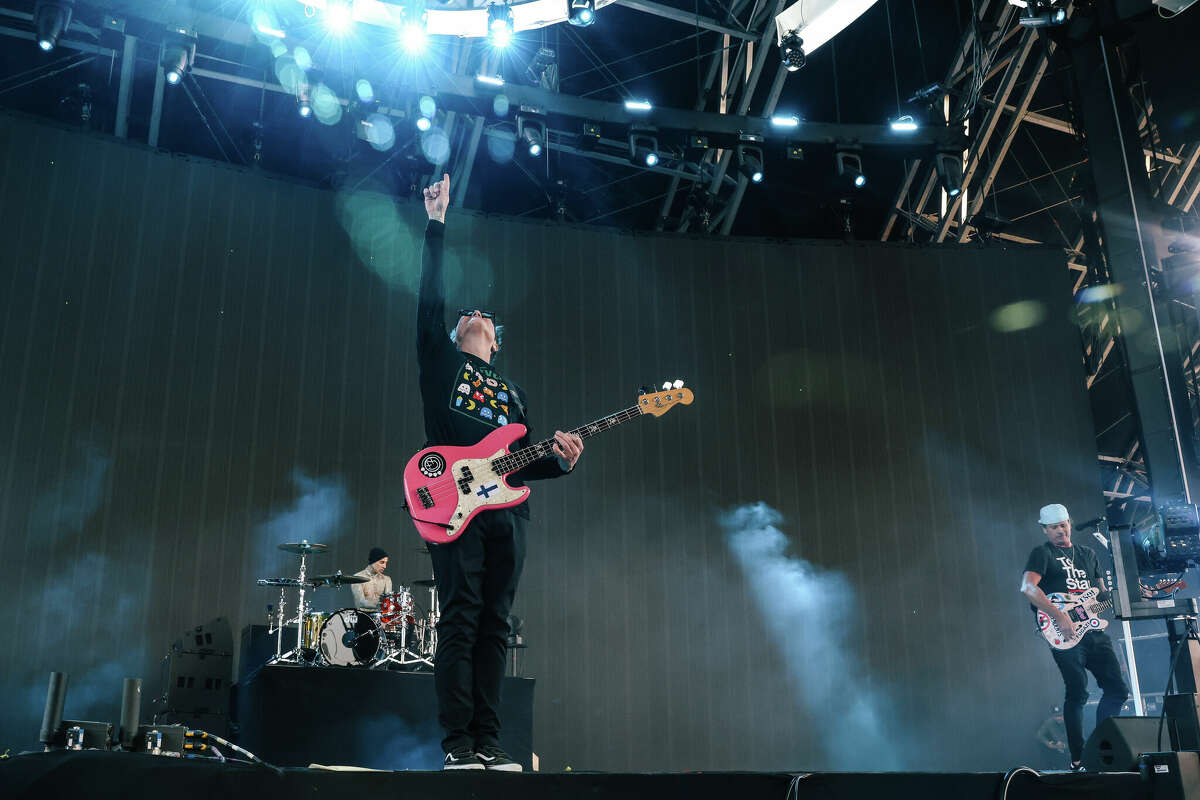 blink-182 announce 2024 stadium tour with Pierce The Veil