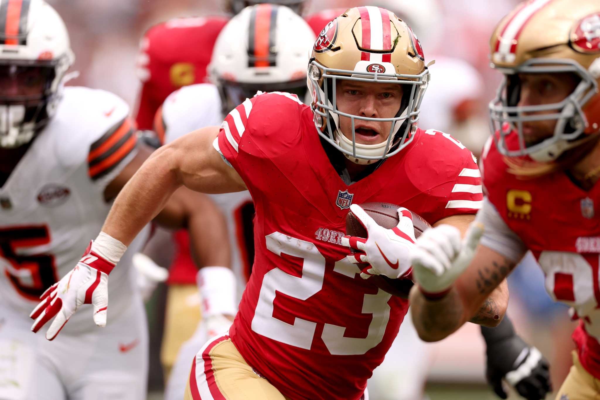 49ers Christian Mccaffrey Locked In To Play Monday Vs Vikings 