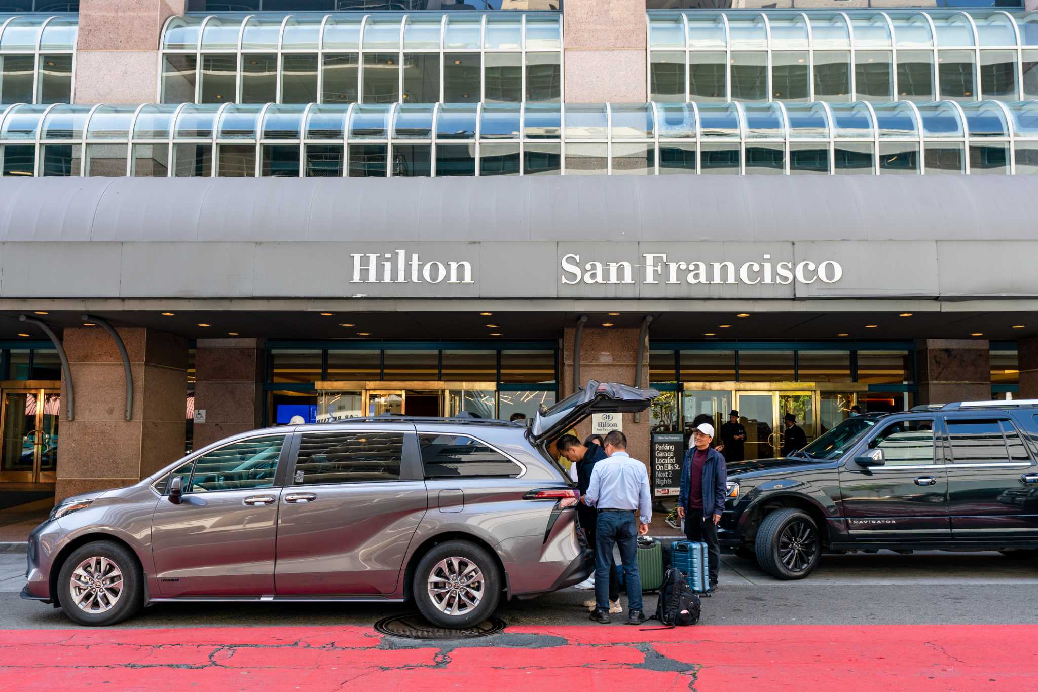 旧金山两家最大的酒店被贷款方起诉，要求进入托管